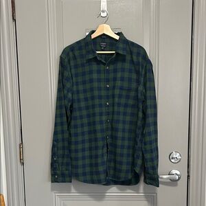 J. Crew Men's Flannel Shirt - Navy and Green